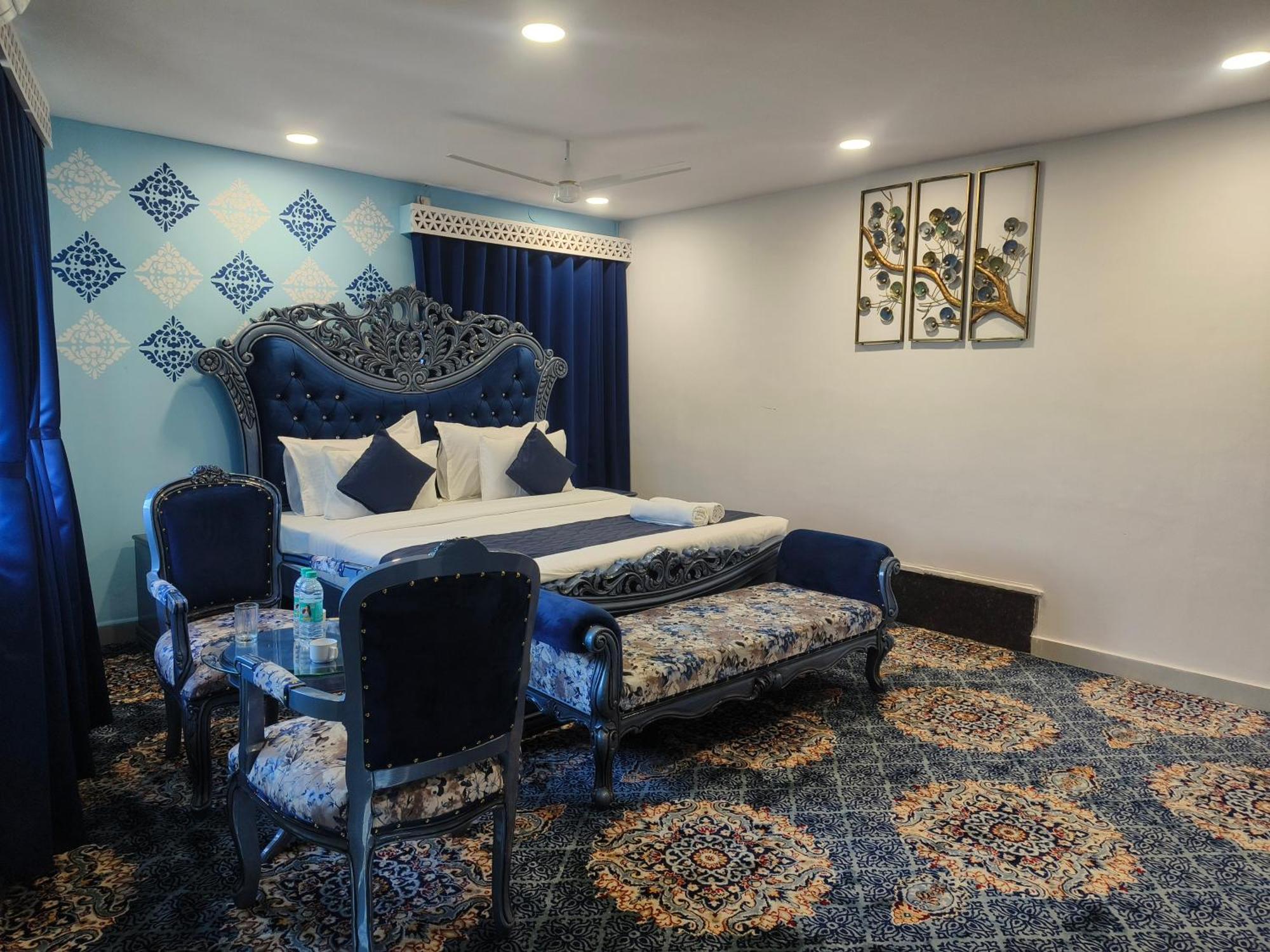 Hotel Lake View Airport Zone ハイデラバード エクステリア 写真